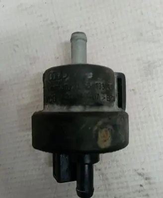 Volkswagen Touran I Turbo solenoid valve