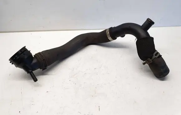 Volkswagen PASSAT CC Engine coolant pipe/hose 3C0122291D