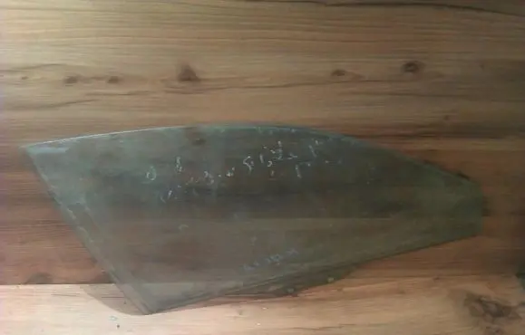 Mazda 626 Front door window glass four-door