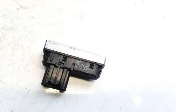 Windscreen/window heater switch