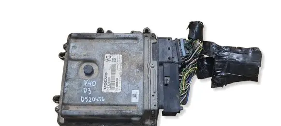 Volvo V40 Engine control unit/module 31336983 0281018414
