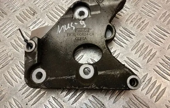 Ford Mustang VI A/C compressor mount bracket FR3E19D624CA