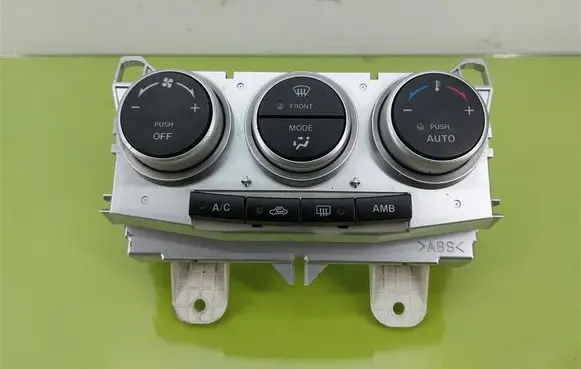 Mazda 5 Climate control/heater control trim K1900CC30