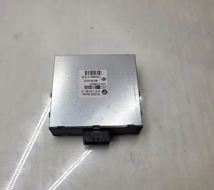 BMW 1 E81 E87 Voltage converter inverter 9127088