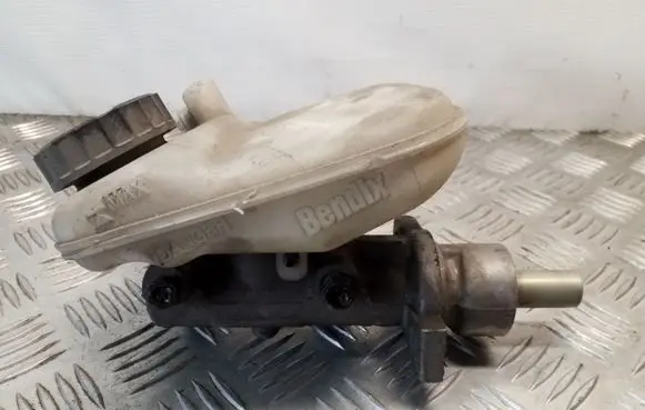 Citroen Xsara Master brake cylinder 2102879923