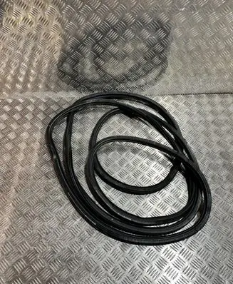 Audi A3 8Y Front door rubber seal VW25929