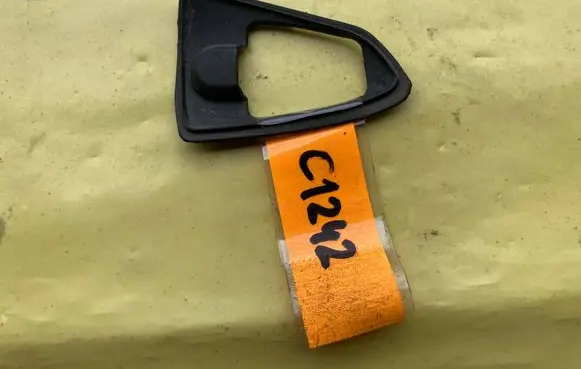 Mercedes-Benz C W204 Other front door trim element A2047660605