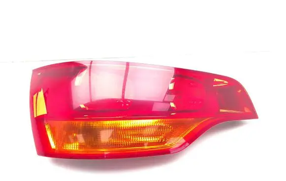 Audi Q7 4L Rear/tail lights 4L0945093