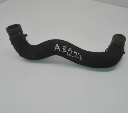 Audi A8 S8 D3 4E Engine coolant pipe/hose 4E0121449N
