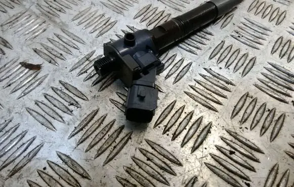 Volvo XC60 Fuel injector 31405404