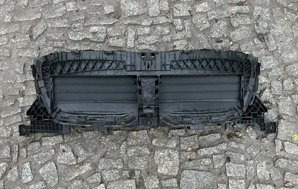 BMW iX3 G08 Intercooler air guide/duct channel T205826