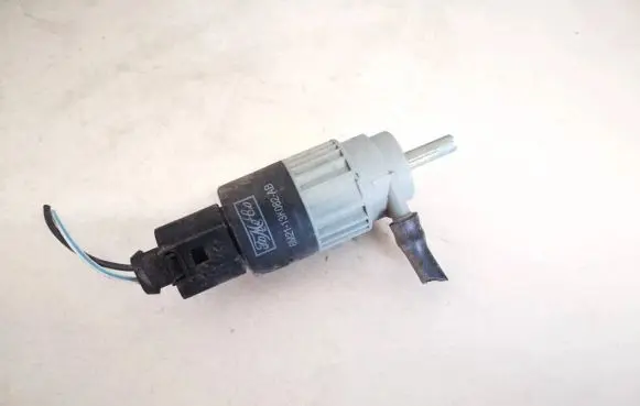 Jaguar XF Windscreen/windshield washer pump 6m2113k082ab 6m21-13k082-ab