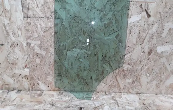 Ford Transit Custom Front door window glass four-door BK21V21411A