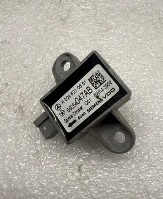 Chrysler Grand Voyager V Airbag deployment crash/impact sensor 56054047AB A2048210651