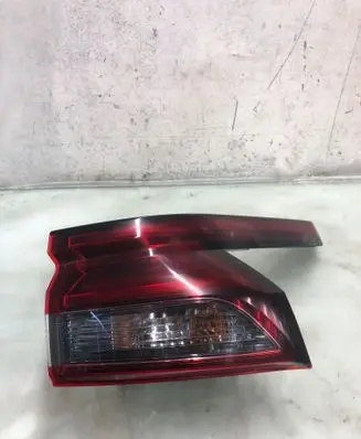 Nissan Qashqai J12 Rear/tail lights 2915902r1y
