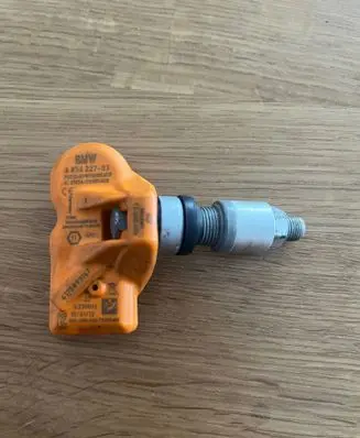 BMW X1 E84 Tire pressure sensor 6856227 36106856227