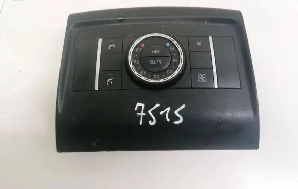 Mercedes-Benz R W251 Climate control unit A1648700189 03420860