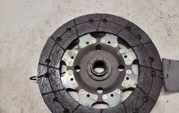 Citroen C5 Clutch pressure plate 324043410