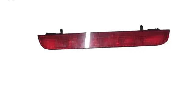 Nissan X-Trail T30 Third/center stoplight P1842