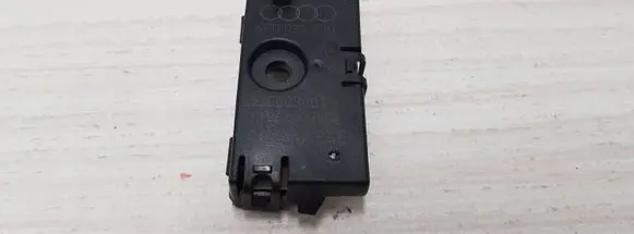Audi A6 S6 C6 4F Aerial antenna filter 4F0035570 920003001