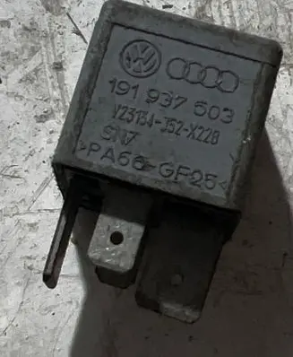 Volkswagen Phaeton Other relay 191937503 PA66GF25 923134J525228