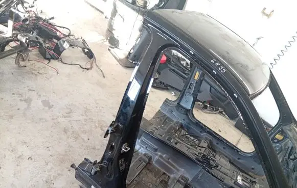Mercedes-Benz E W212 Pillar (middle) 