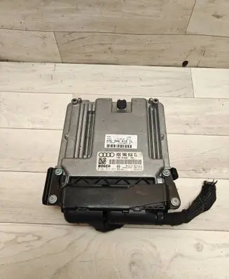 Audi A4 S4 B7 8E 8H Engine control unit/module 03G906016CL 0281012267