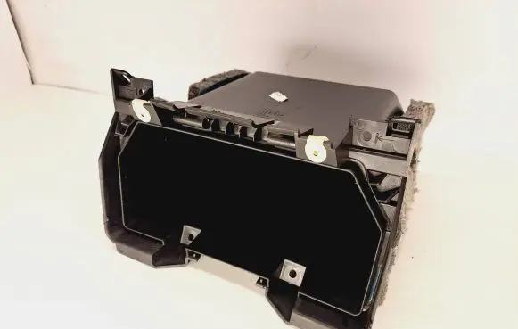 Volvo V50 Glove box 09491937 3865 33531M