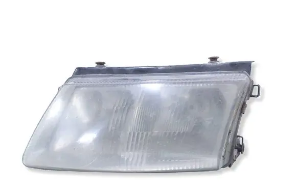 Volkswagen PASSAT B5 Headlight/headlamp 4411125