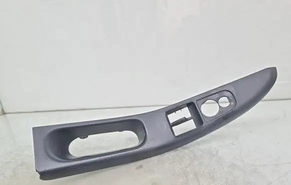 Audi A3 S3 8L Front door window switch trim 8L3867171B