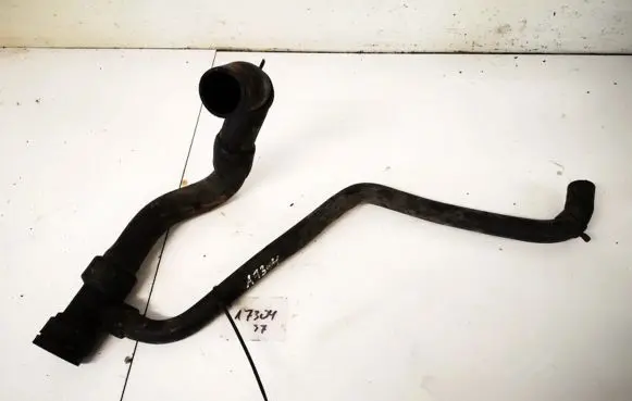 Audi A4 S4 B5 8D Engine coolant pipe/hose 8d0121055