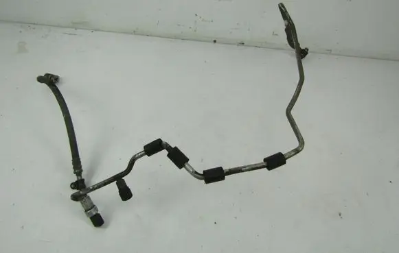 Volkswagen PASSAT B5.5 Air conditioning (A/C) pipe/hose 