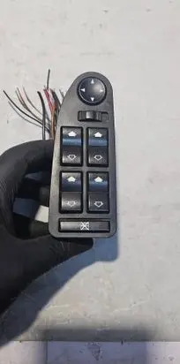 BMW 5 E39 Electric window control switch 8380646 HM10SW10
