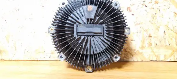 Mitsubishi Pajero Viscous fan clutch ME298542