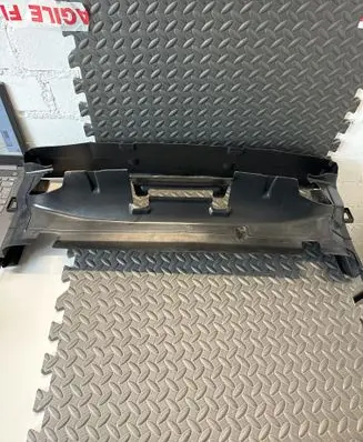 BMW 3 F30 F35 F31 Intercooler air channel guide 336902A