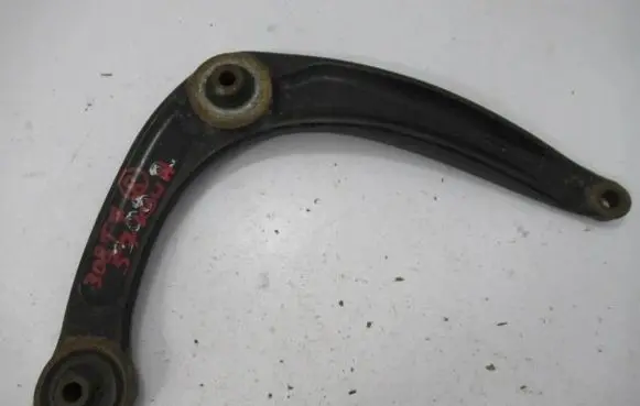 Peugeot 308 Front control arm