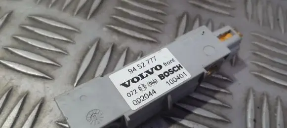 Volvo V70 Airbag deployment crash/impact sensor 9452777 002044100401