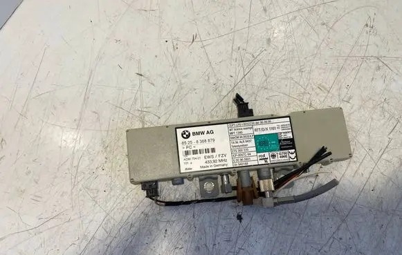 BMW 5 E39 Antenna control unit 65258368879