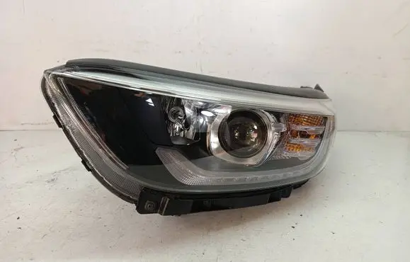 KIA Stonic Headlight/headlamp 92101H8