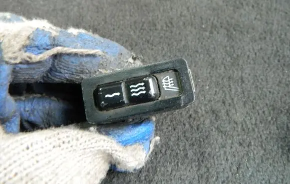 BMW 3 E36 Seat heating switch 1387917