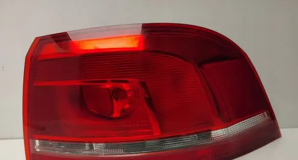 Volkswagen PASSAT B7 Rear/tail lights 3AF945096E