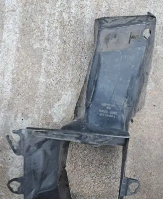 Audi A6 S6 C6 4F Intercooler air channel guide 4F0145333