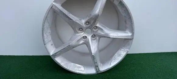 Ferrari Purosangue R23 light alloy rim DM156303324M2