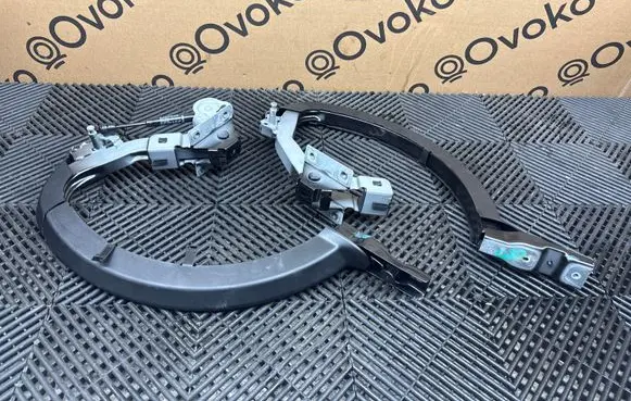 Alfa Romeo Giulia Tailgate/trunk/boot hinge