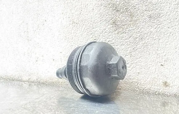 Opel Corsa C Oil filter cover 9680646