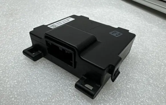 Tesla Model S Door control unit/module 106965100E 2122EL0003299 106965100