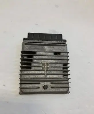 Ford Mondeo Mk III Engine control unit/module 5S7112A650HA 28011238 R0411C039A