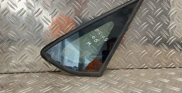 Toyota Prius (XW20) Front triangle window/glass 43R00034