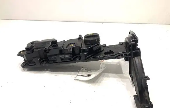 Peugeot 308 SW Other engine part M06042A190