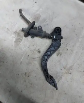 Ford Galaxy Clutch master cylinder 7H0121401D